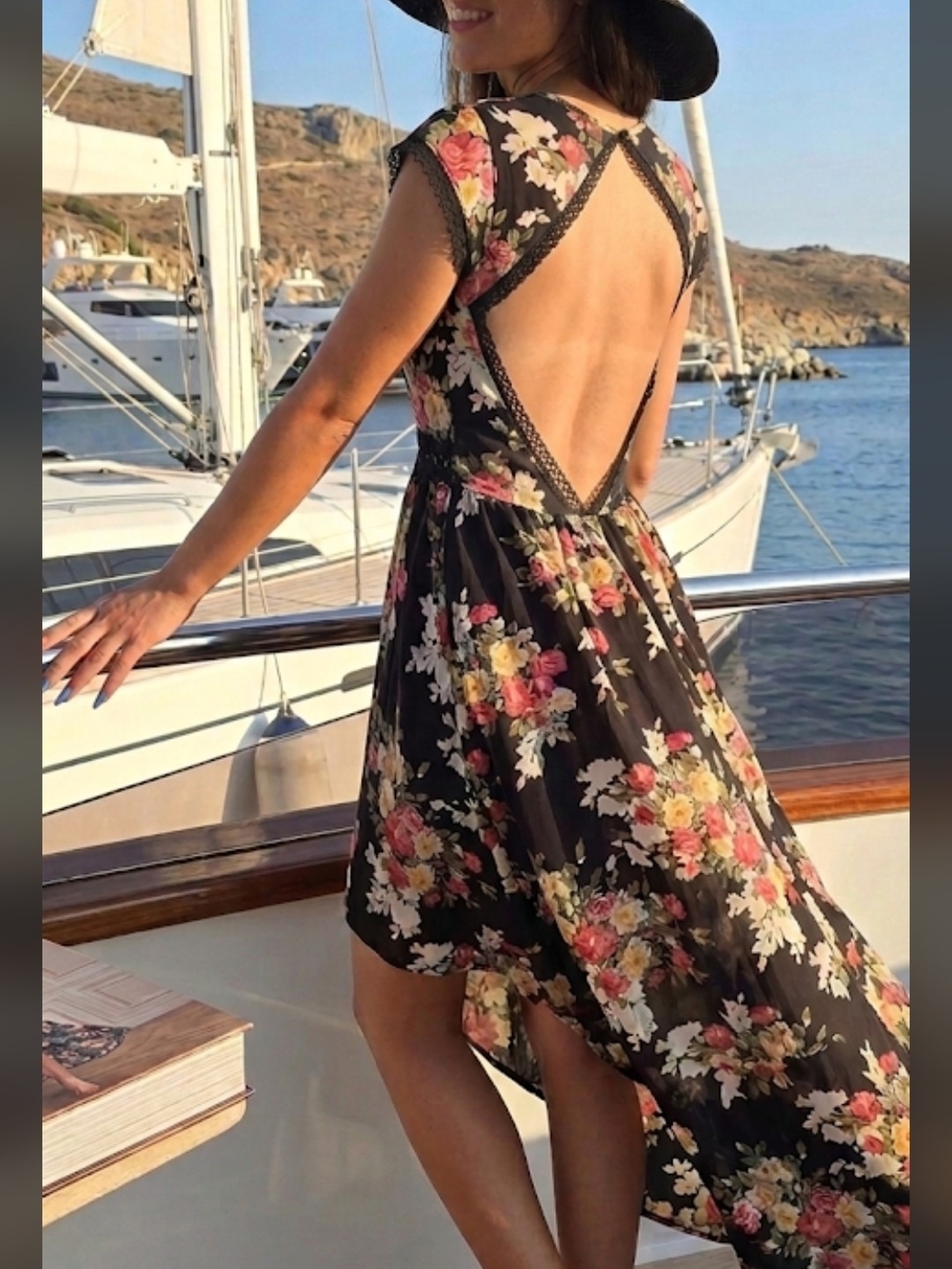 Glamour & Rocker Chic" Floral Dress – Size US M.US -12